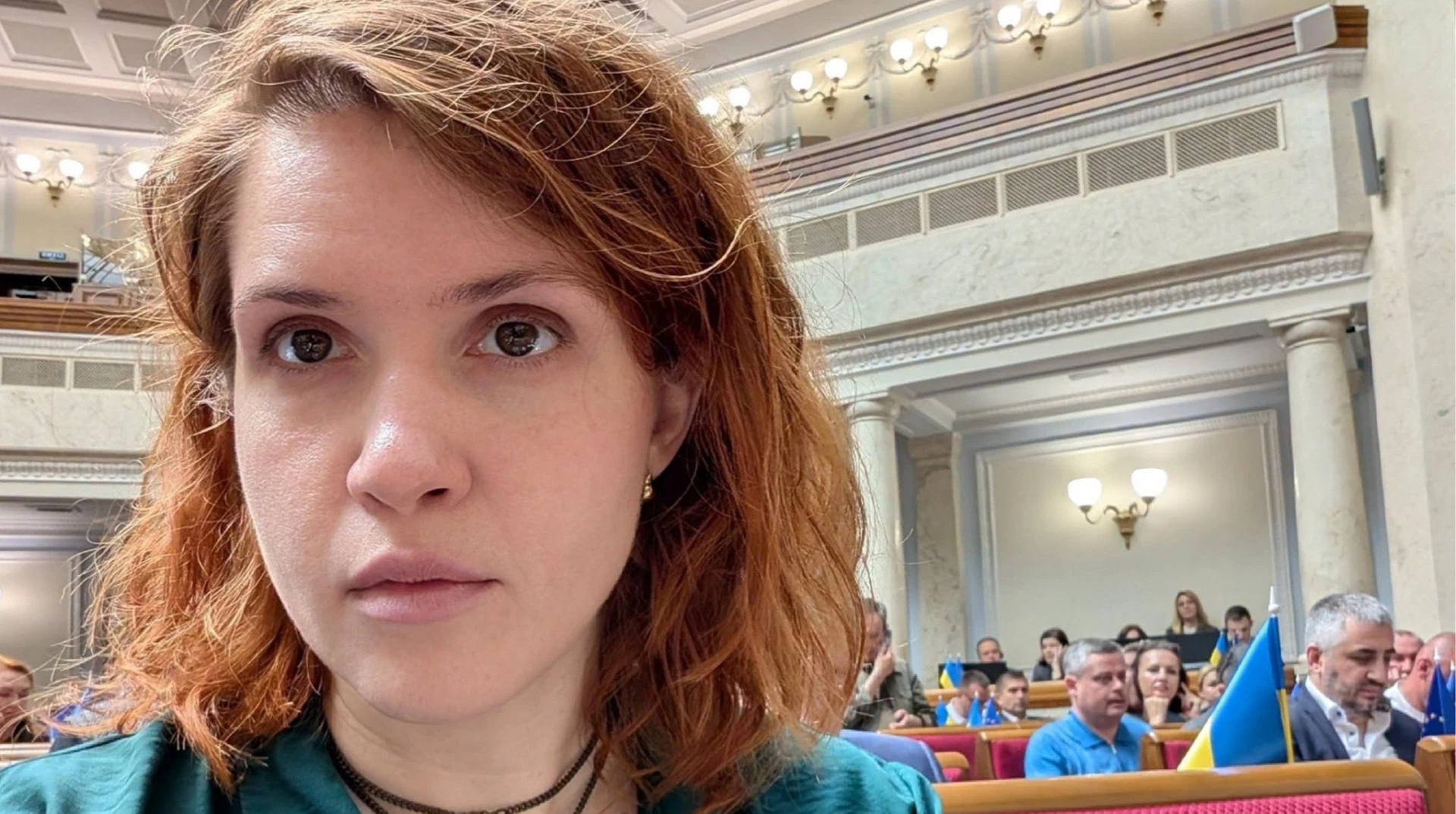 Повернення Безуглої: що відомо про її поновлення у фракції «Слуга народу»