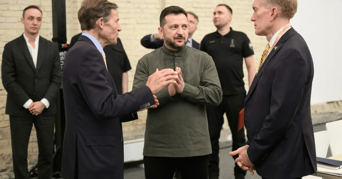 Зеленський після молитовного сніданку обговорив із сенаторами США санкції та Patriot