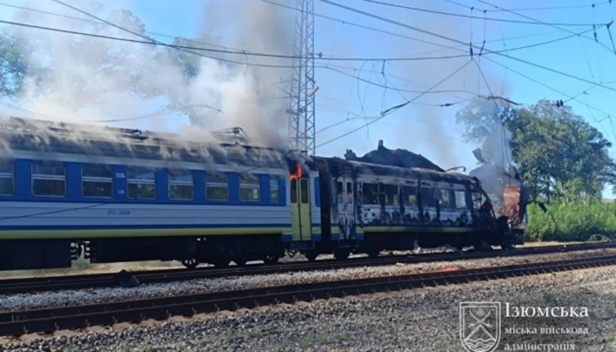 Росіяни вдарили «Шахедом» по потягу «Харків — Ізюм», є постраждалі