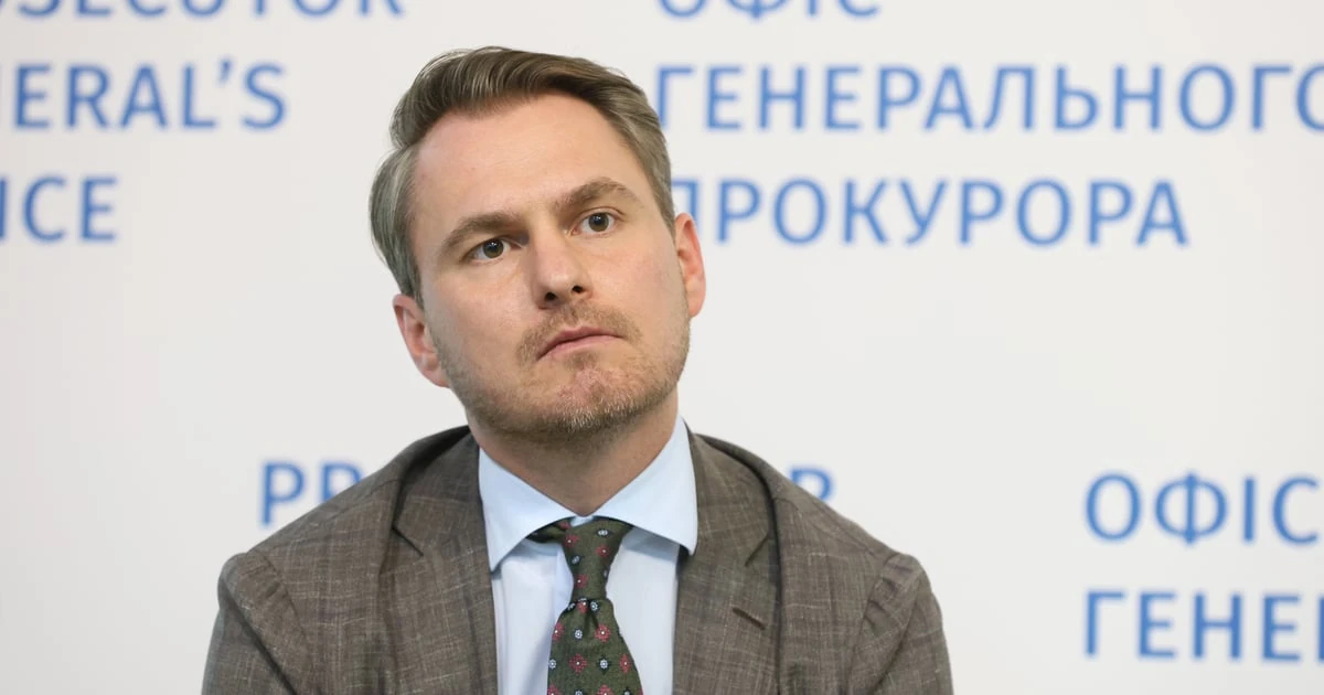 Хроніка 14 вересня: як указ про відсторонення Кравченка вписався в день підозр